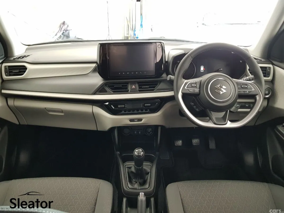 Suzuki Swift Hatchback, Petrol Hybrid, 2027, Black