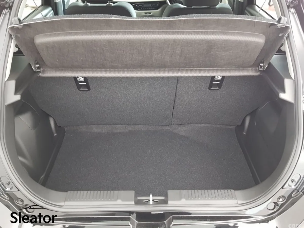 Suzuki Swift Hatchback, Petrol Hybrid, 2027, Black