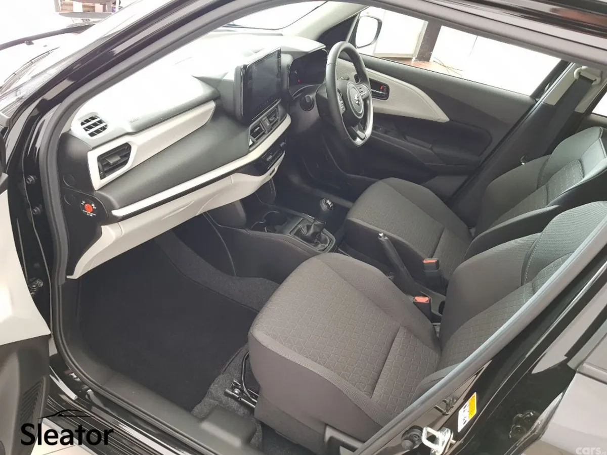 Suzuki Swift Hatchback, Petrol Hybrid, 2027, Black