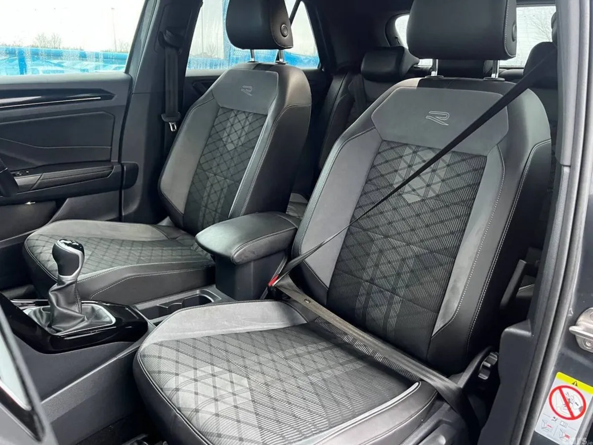 Volkswagen T-Roc SUV, Petrol, 2023, Grey