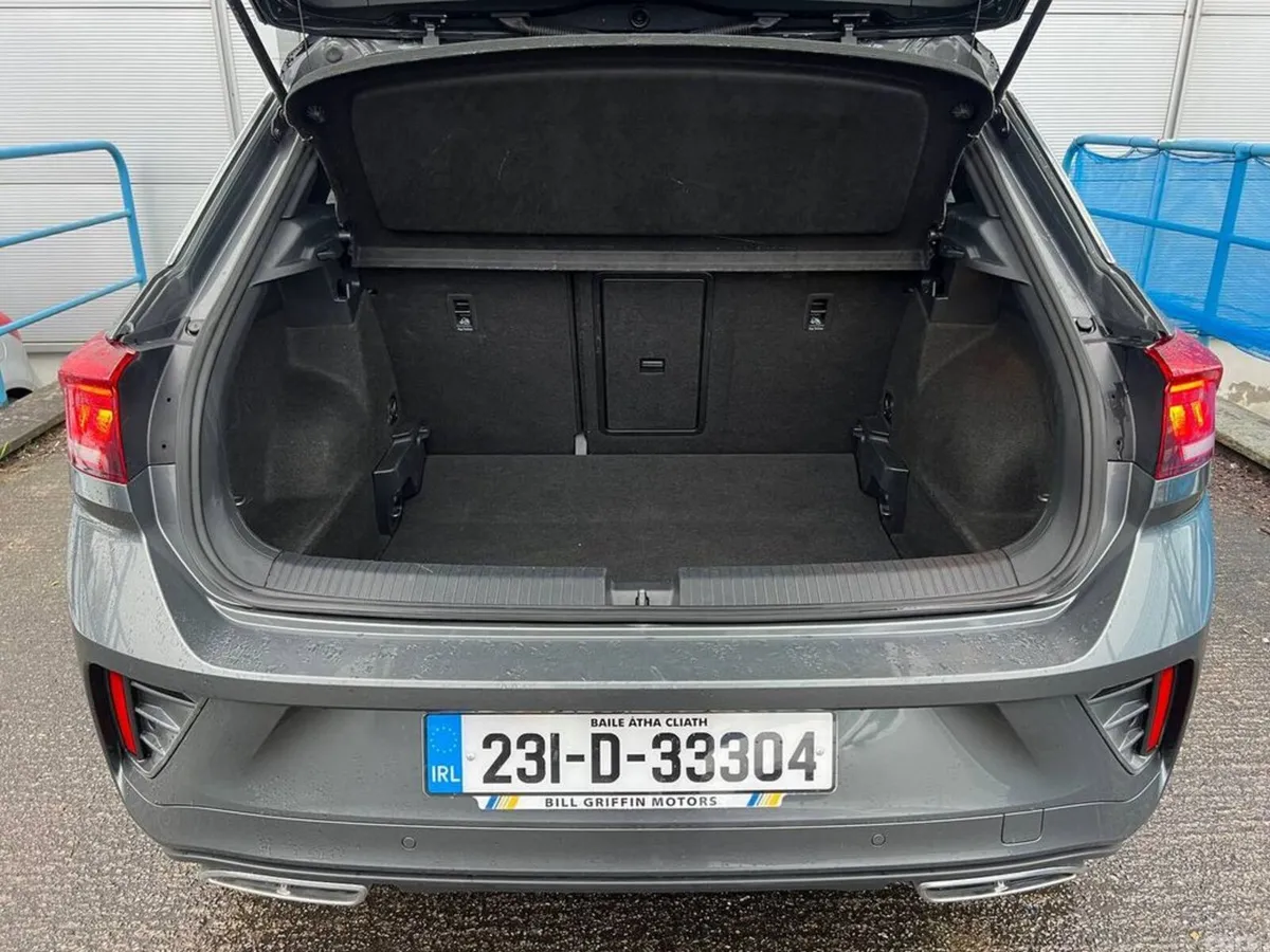 Volkswagen T-Roc SUV, Petrol, 2023, Grey