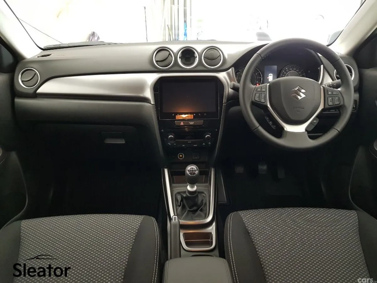 Suzuki Vitara SUV, Petrol Hybrid, 2027, White