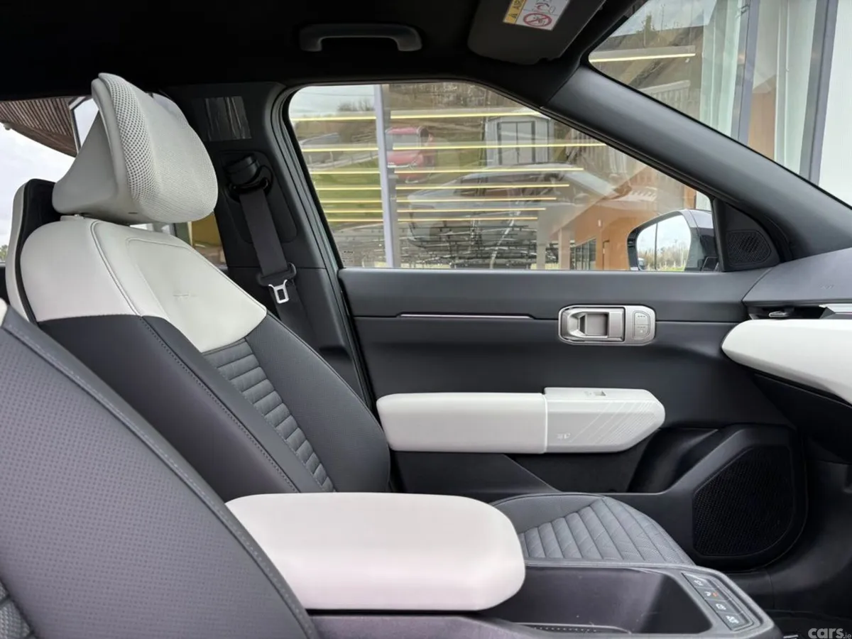 Kia EV4 Saloon, Electric, 2027, Grey