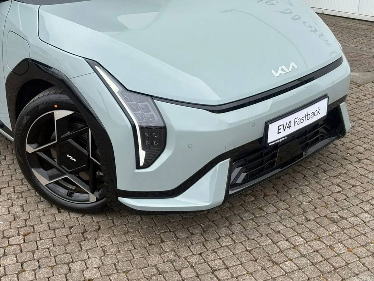 Kia EV4 Saloon, Electric, 2027, Grey