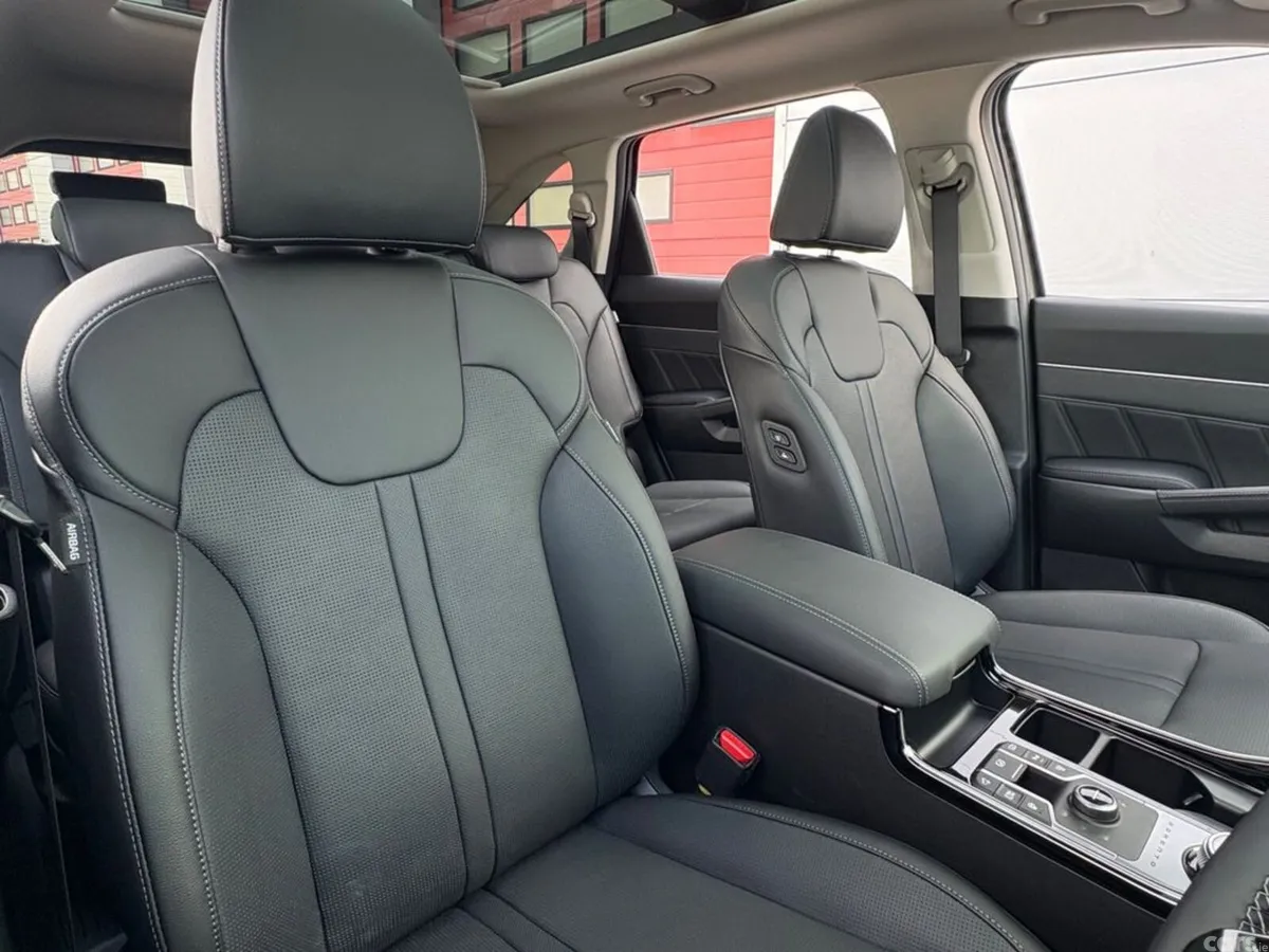 Kia Sorento SUV, Petrol Plug-in Hybrid, 2027, Grey