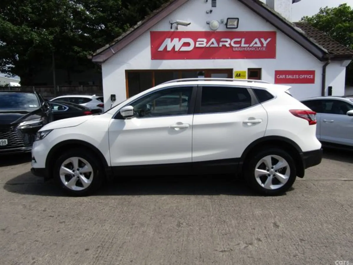 Nissan Qashqai MPV, Diesel, 2017, White