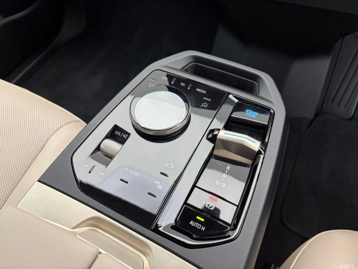 BMW iX Estate, Electric, 2023, Blue