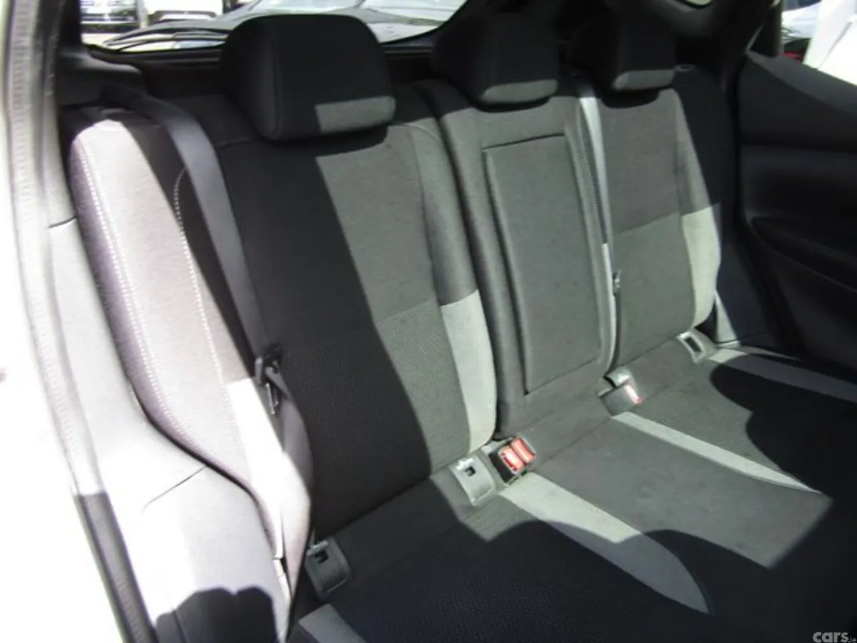 Nissan Qashqai MPV, Diesel, 2017, White