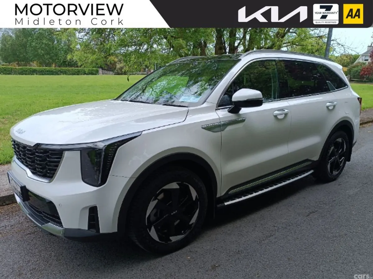 Kia Sorento SUV, Petrol Plug-in Hybrid, 2027, White