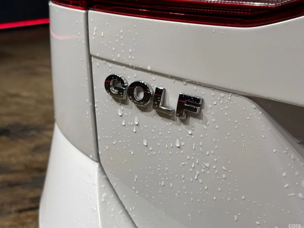 Volkswagen Golf Estate, Petrol, 2016, White