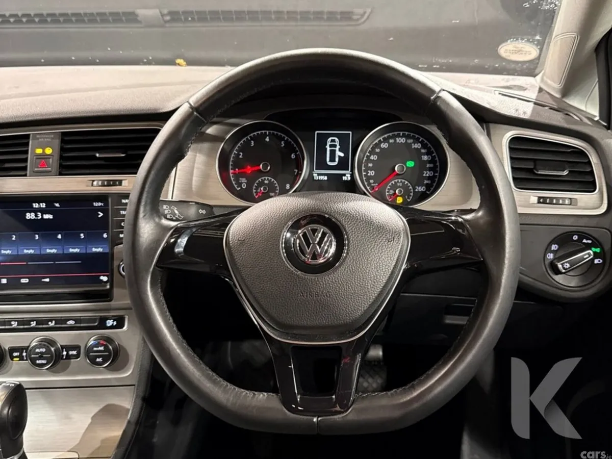 Volkswagen Golf Estate, Petrol, 2016, White