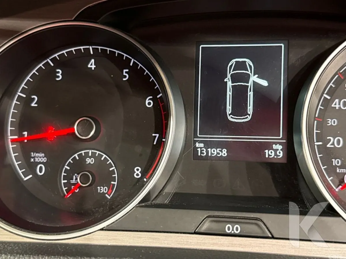 Volkswagen Golf Estate, Petrol, 2016, White