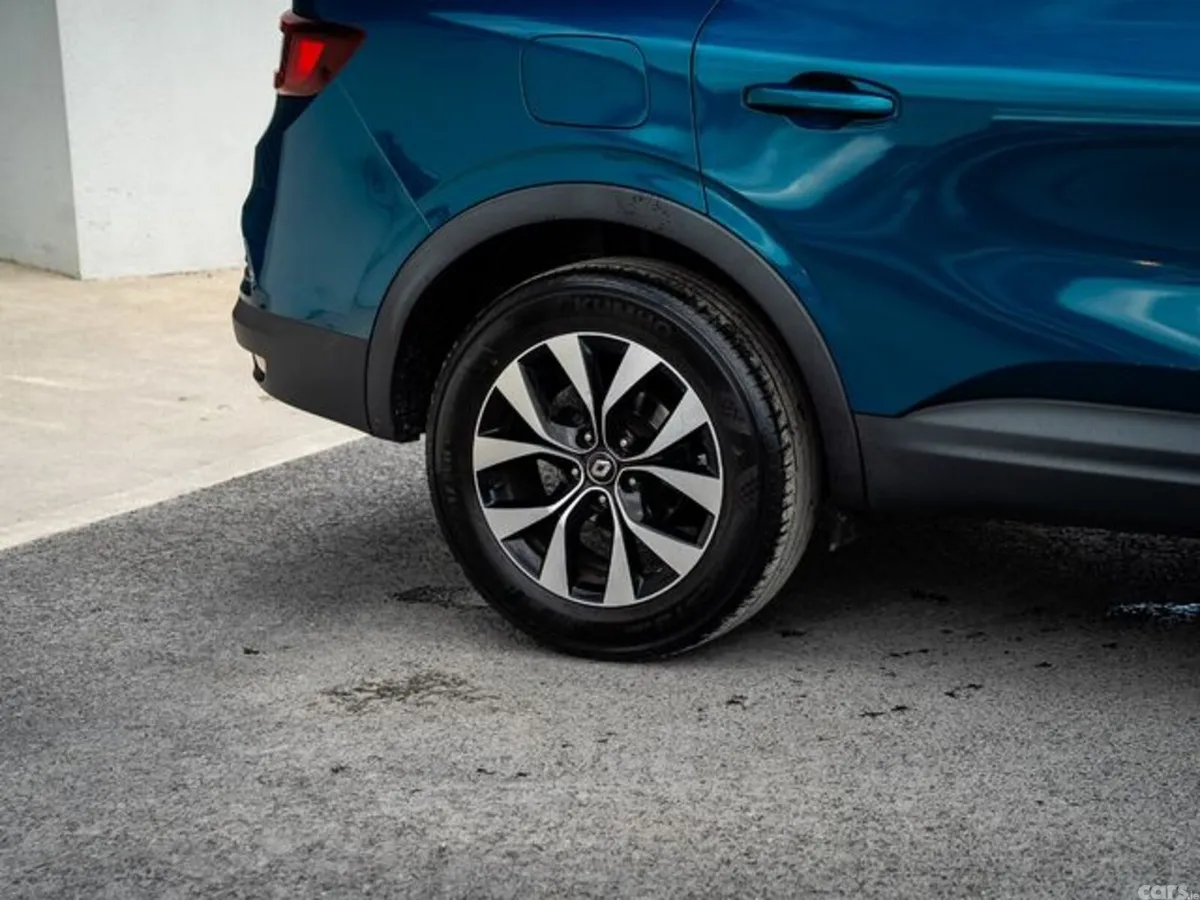 Renault Arkana SUV, Petrol, 2023, Blue