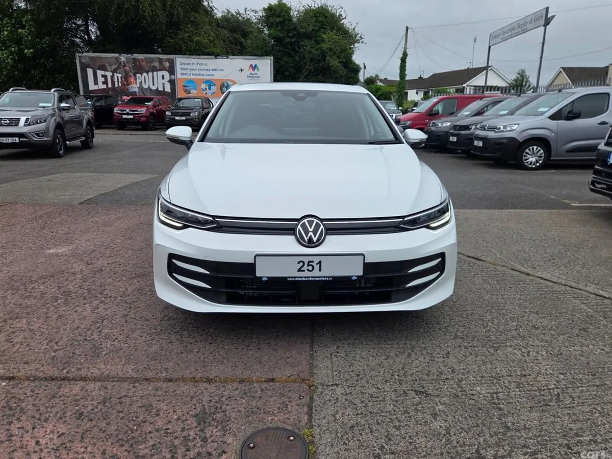 Volkswagen Golf Hatchback, Diesel, 2025, White