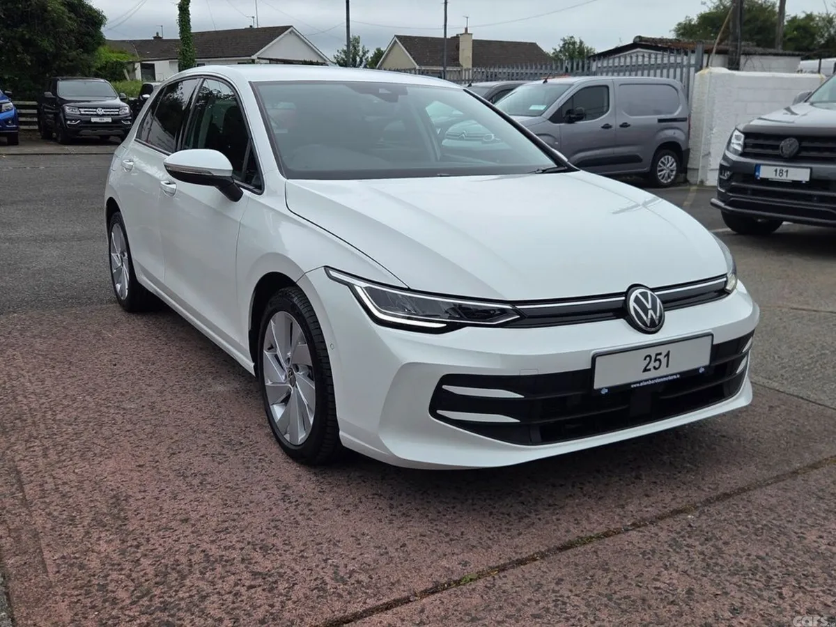 Volkswagen Golf Hatchback, Diesel, 2025, White