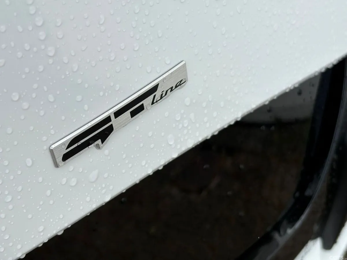 Kia Sportage SUV, Petrol Hybrid, 2027, White