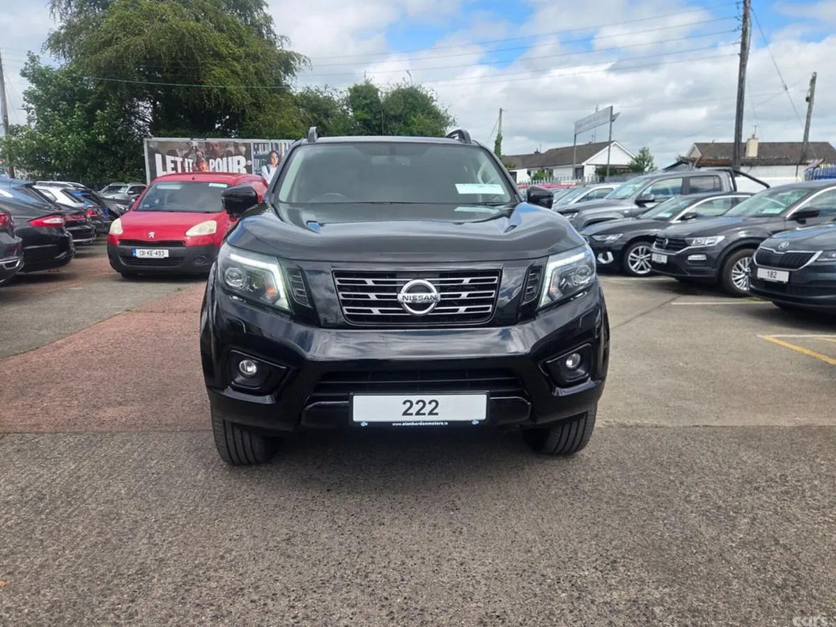 Nissan Navara Pick Up, Diesel, 2022, Black
