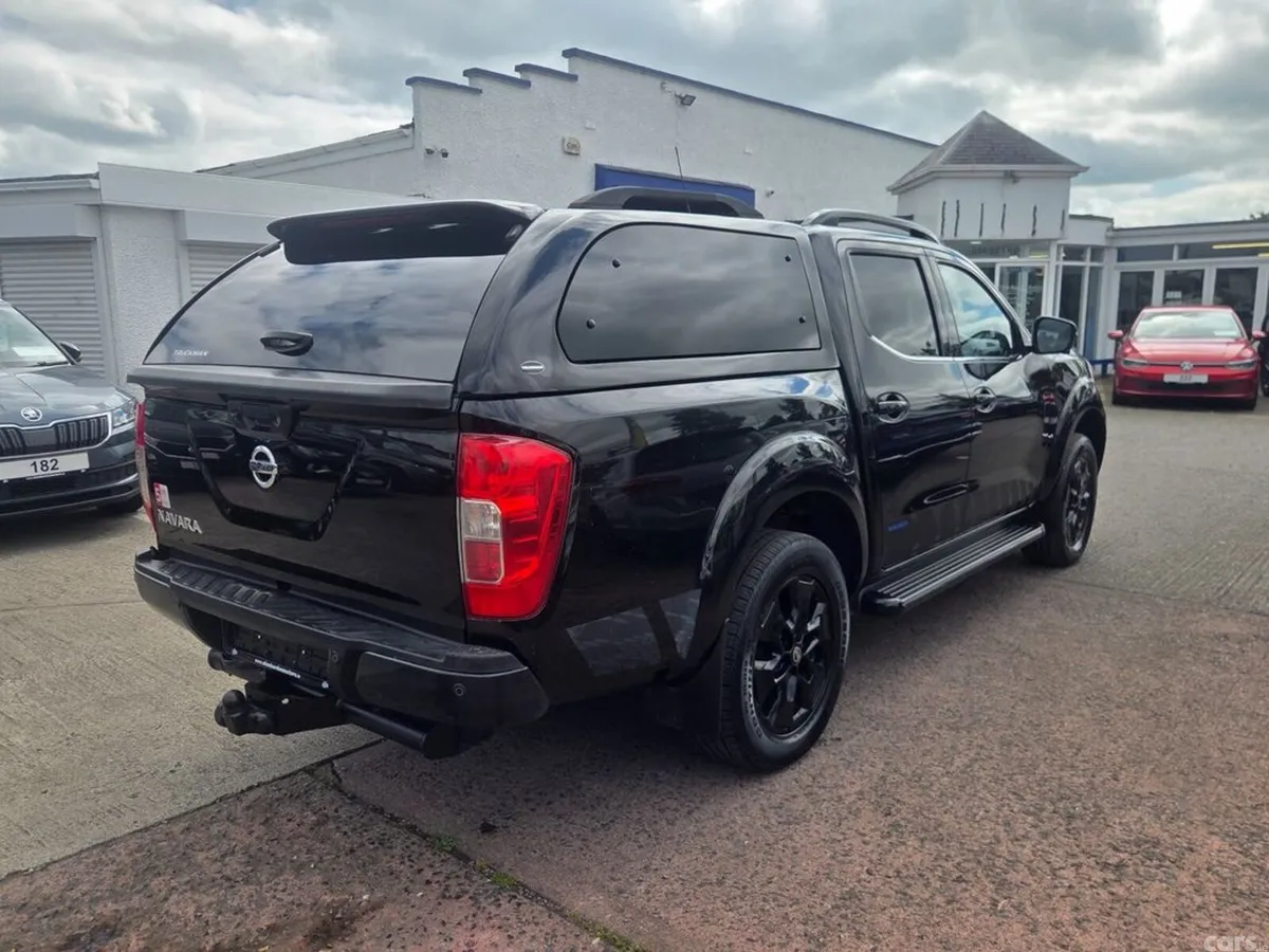 Nissan Navara Pick Up, Diesel, 2022, Black