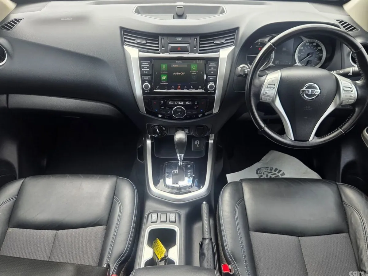 Nissan Navara Pick Up, Diesel, 2022, Black