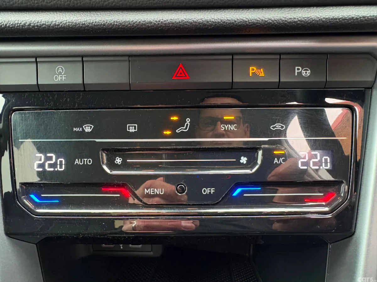 Volkswagen T-Roc SUV, Petrol, 2023, Blue
