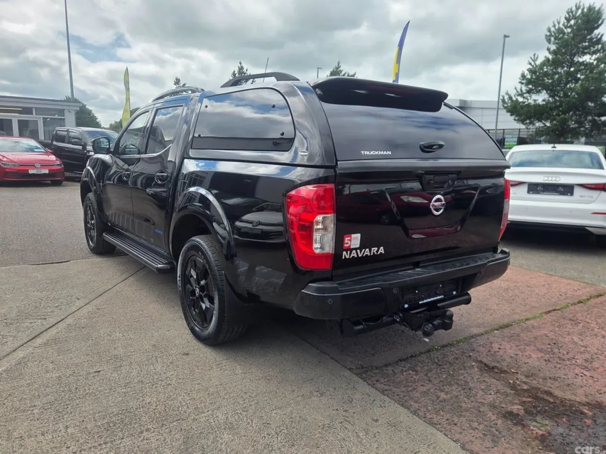 Nissan Navara Pick Up, Diesel, 2022, Black