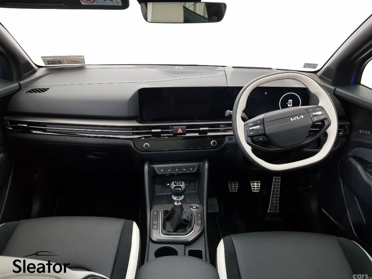 Kia Sportage MPV, Diesel Hybrid, 2025, Blue