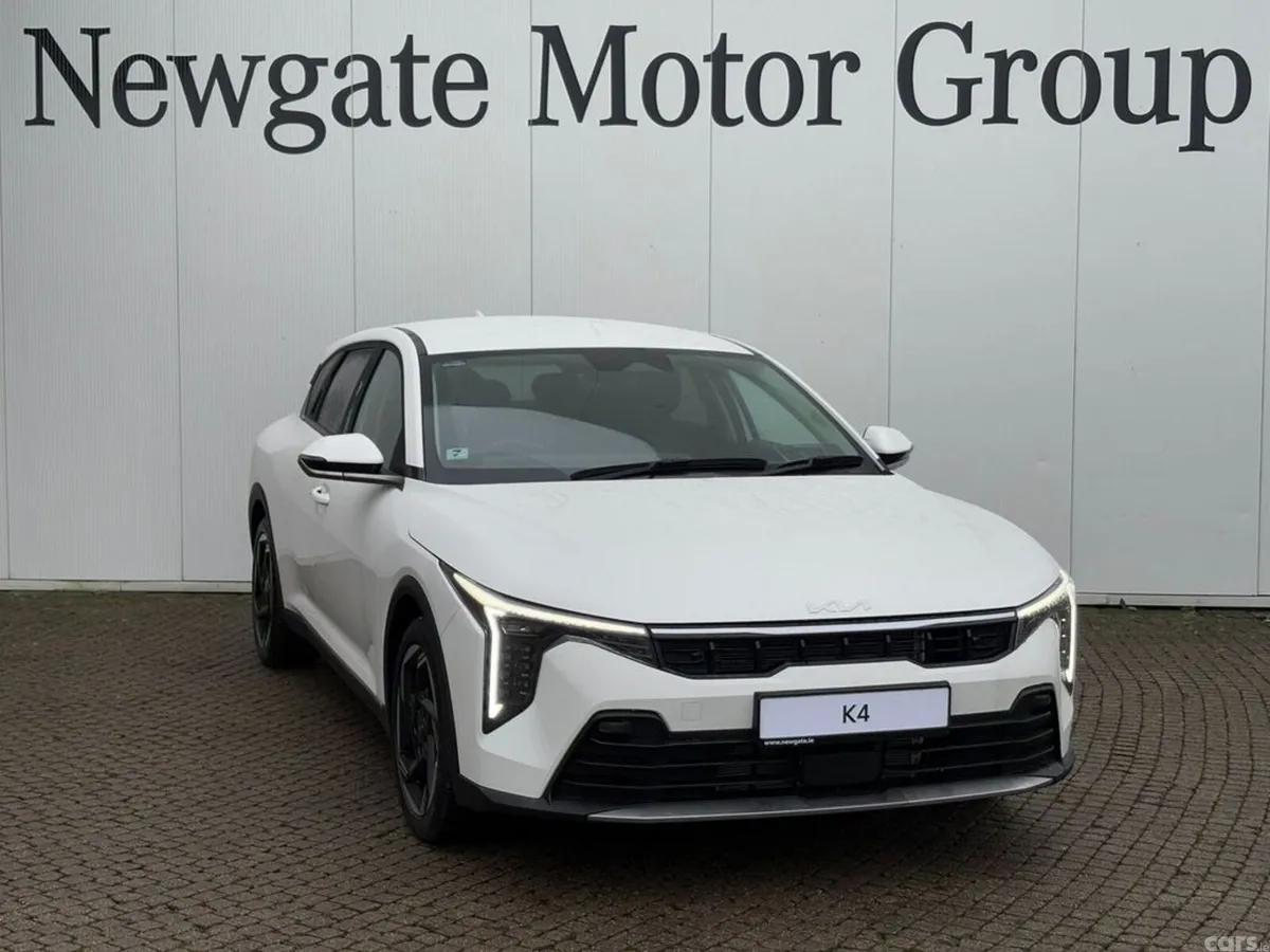 Kia K4 Hatchback, Petrol, 2027, White