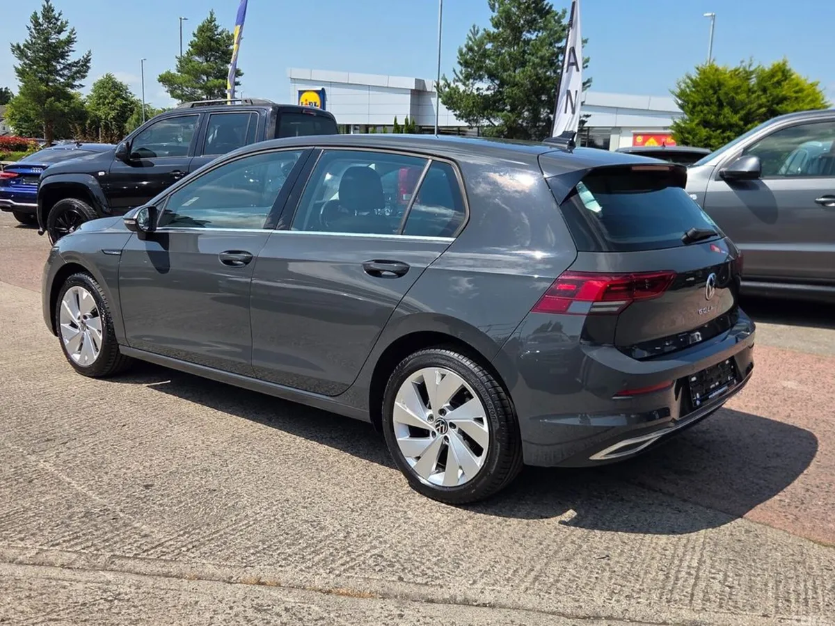Volkswagen Golf Hatchback, Diesel, 2023, Grey