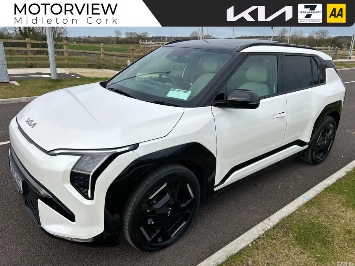 Kia EV3 SUV, Electric, 2027, White