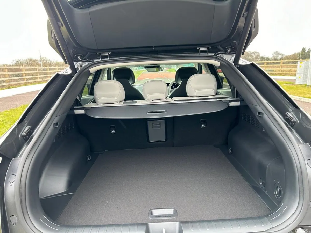 Kia EV6 Hatchback, Electric, 2027, Grey