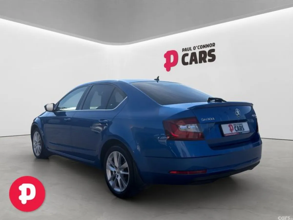 Skoda Octavia Saloon, Diesel, 2020, Blue
