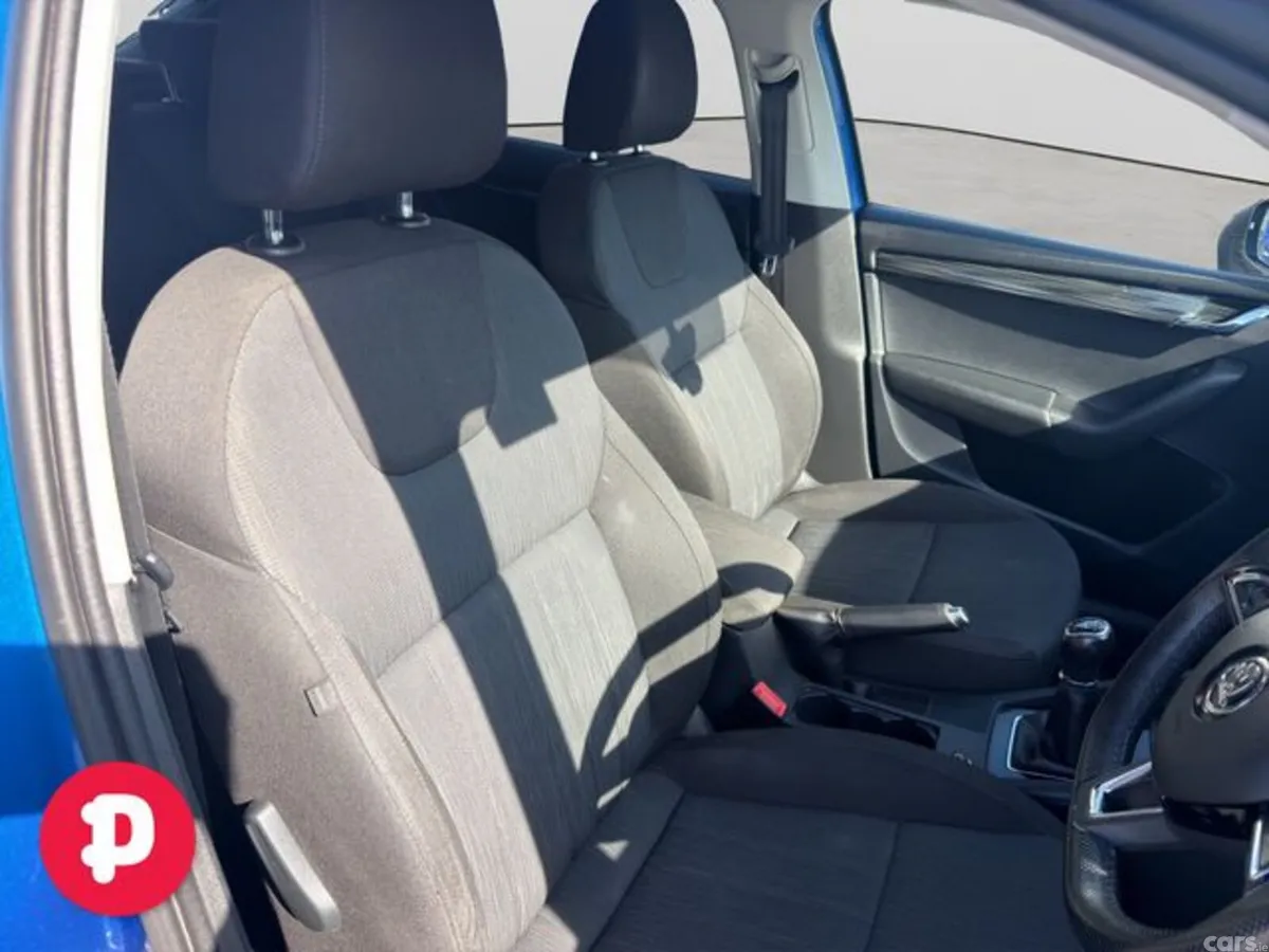 Skoda Octavia Saloon, Diesel, 2020, Blue