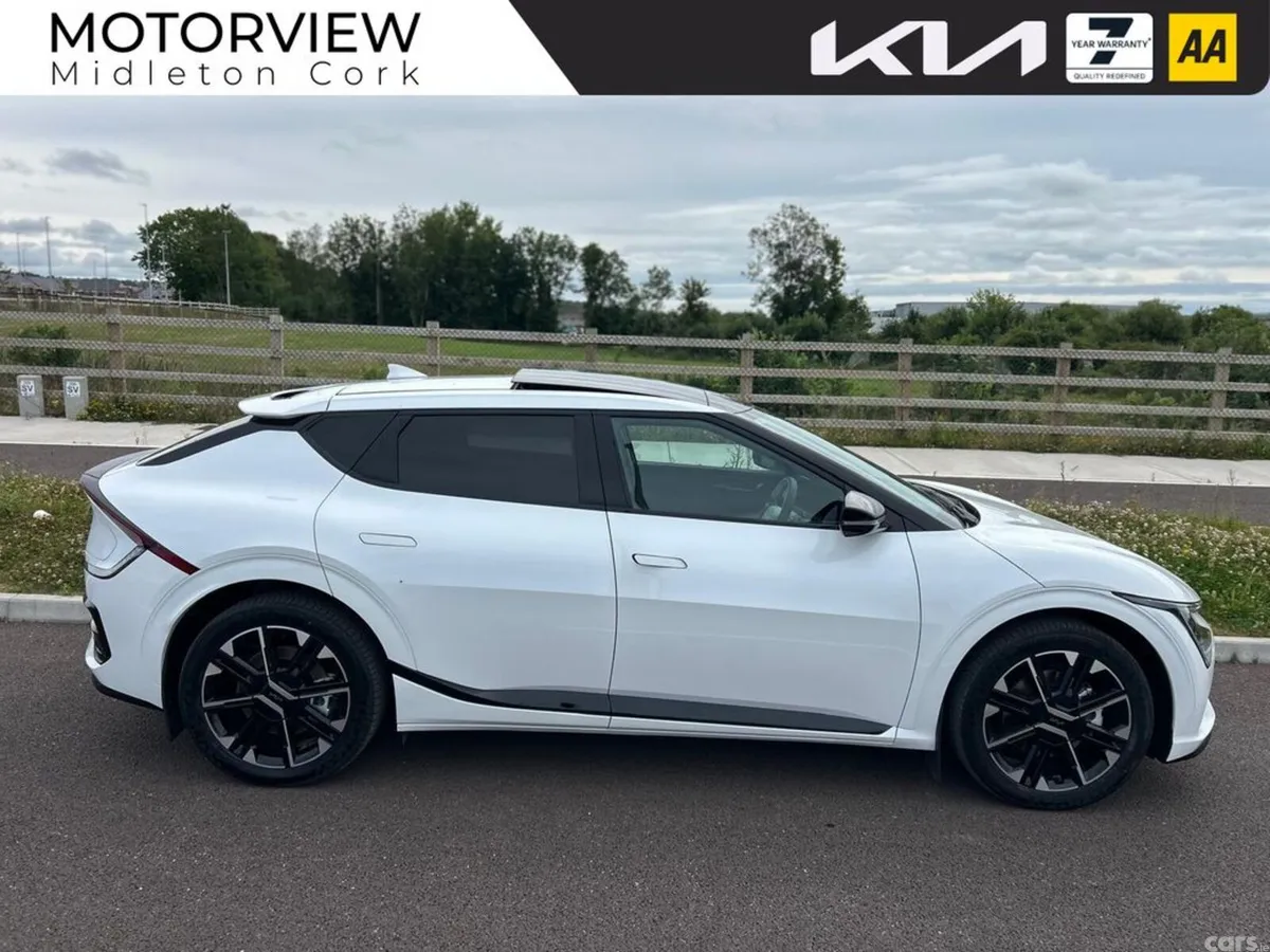 Kia EV6 Hatchback, Electric, 2027, White