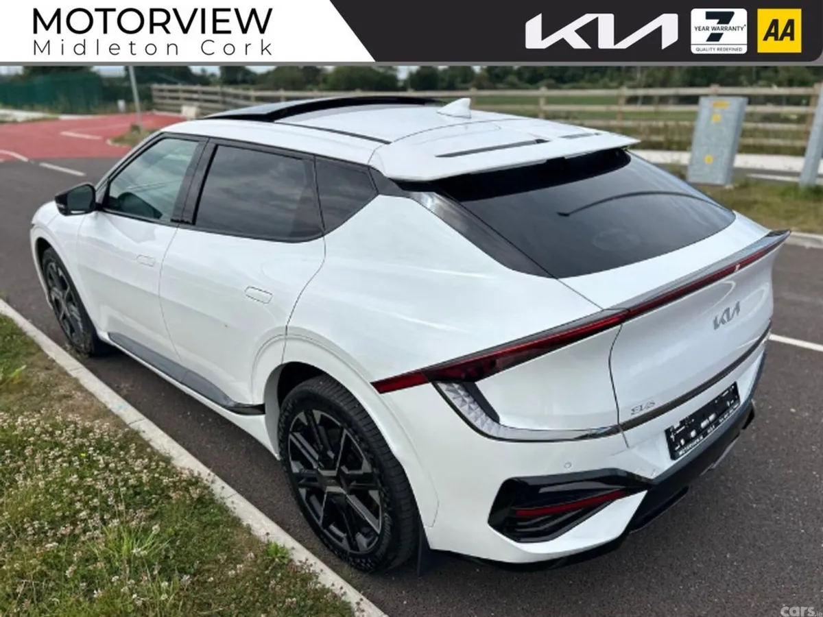 Kia EV6 Hatchback, Electric, 2027, White
