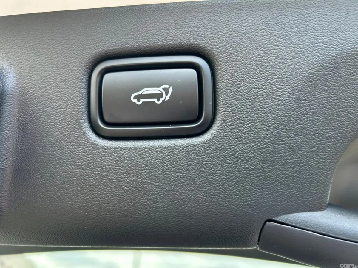 Kia EV6 Hatchback, Electric, 2027, White