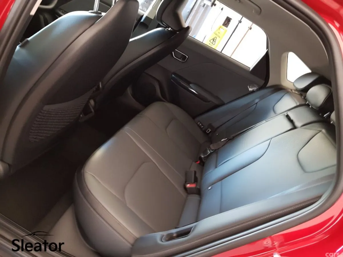 Kia K4 Hatchback, Petrol, 2026, Red