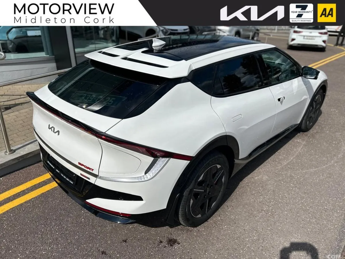 Kia EV6 Hatchback, Electric, 2027, White