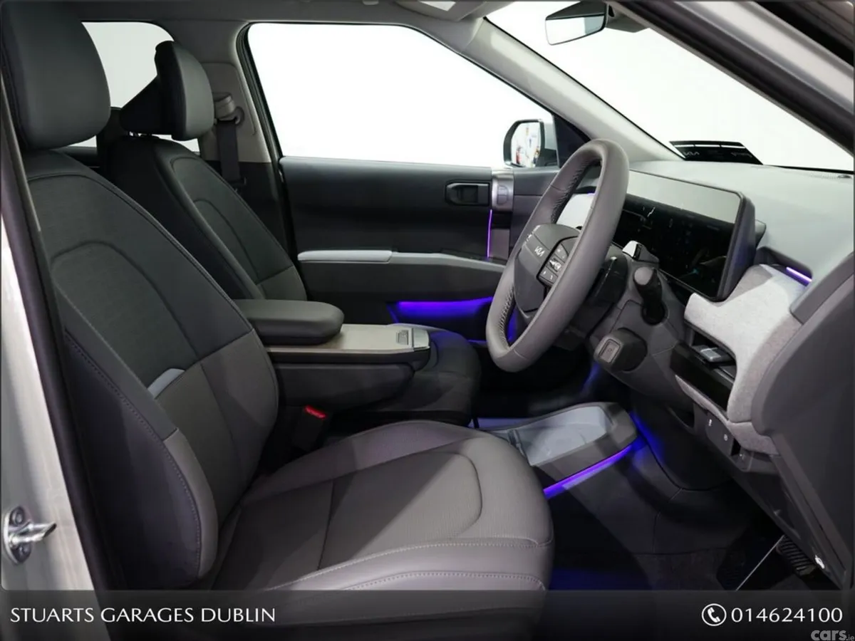 Kia EV3 SUV, Electric, 2027, Silver