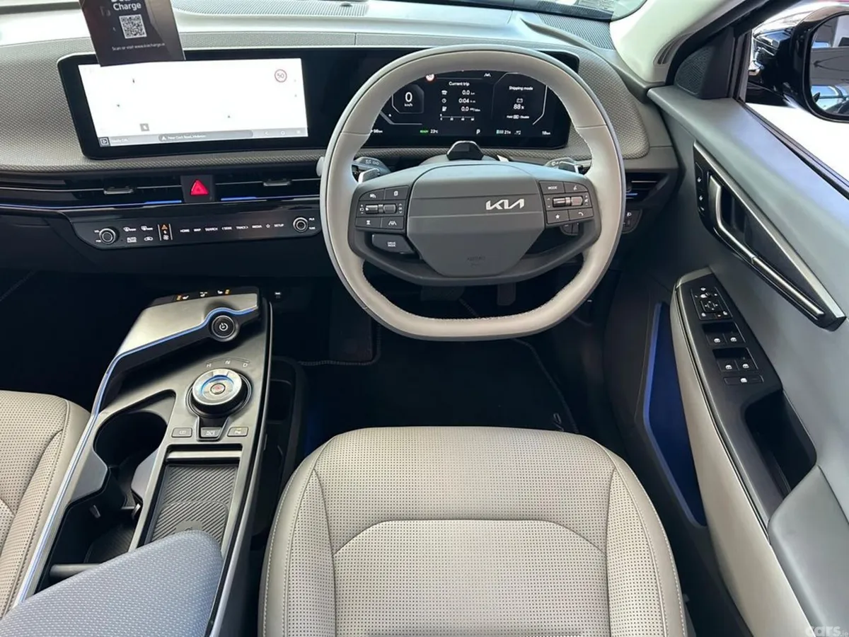 Kia EV6 Hatchback, Electric, 2027, White