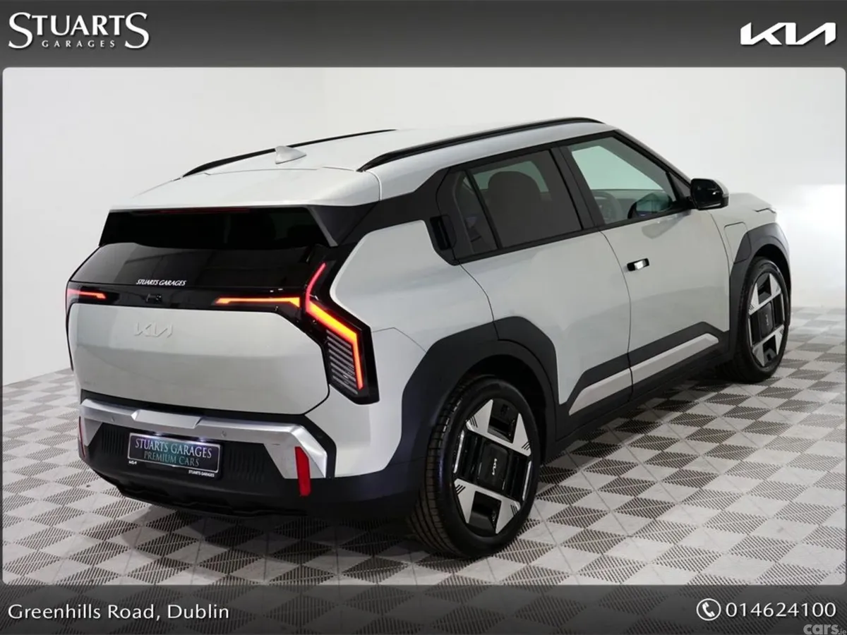 Kia EV3 SUV, Electric, 2027, Silver