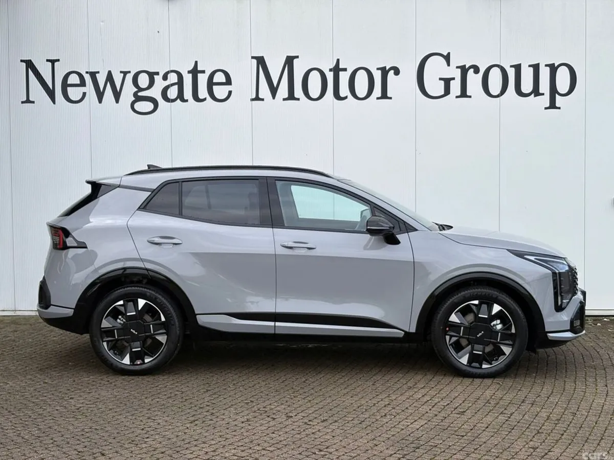 Kia Sportage SUV, Petrol Hybrid, 2027, Grey