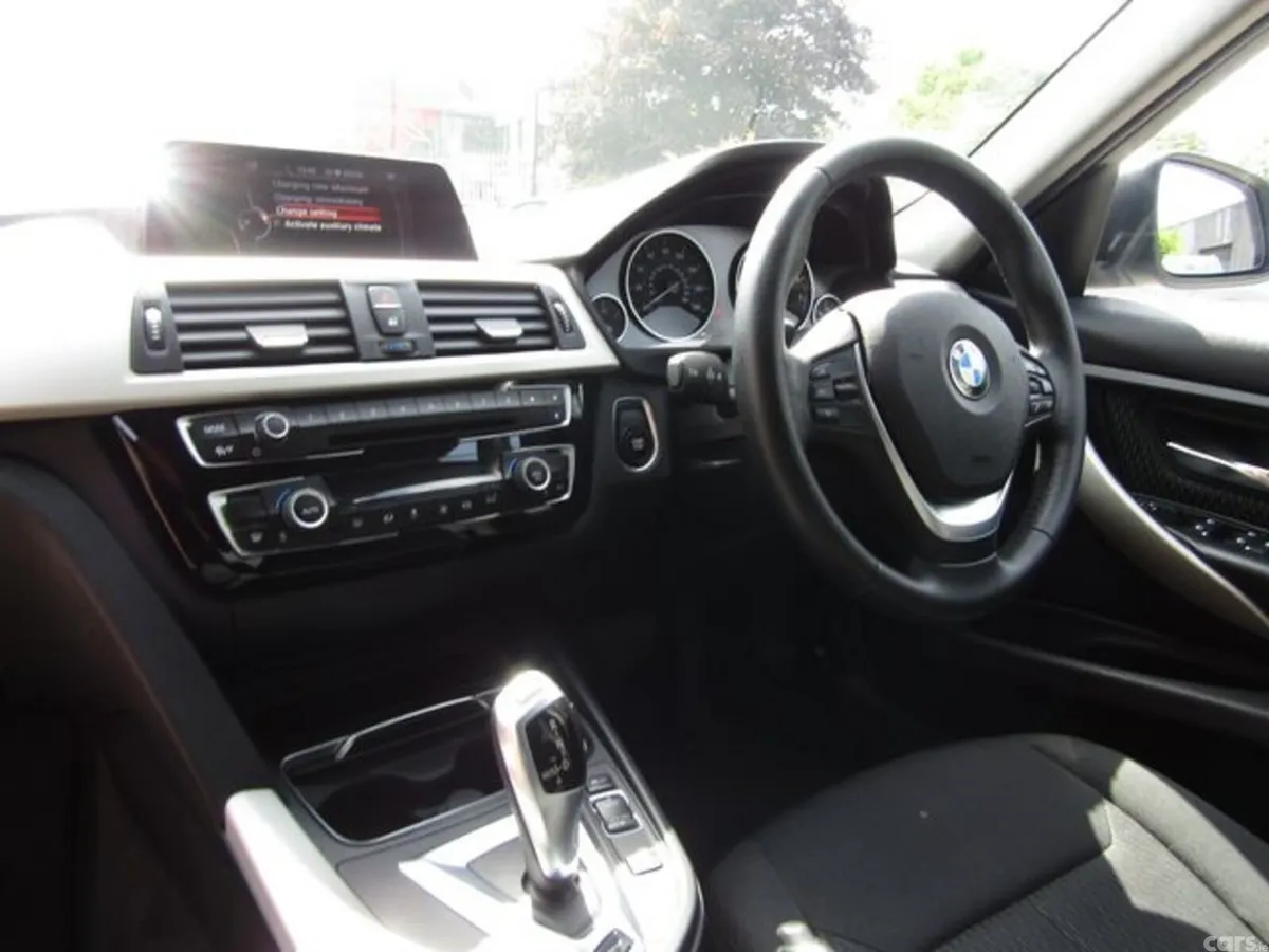 BMW 3-Series Saloon, Petrol Plug-in Hybrid, 2016, White