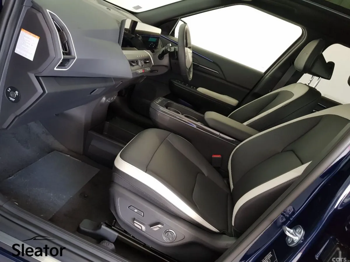 Kia EV5 SUV, Electric, 2026, Blue