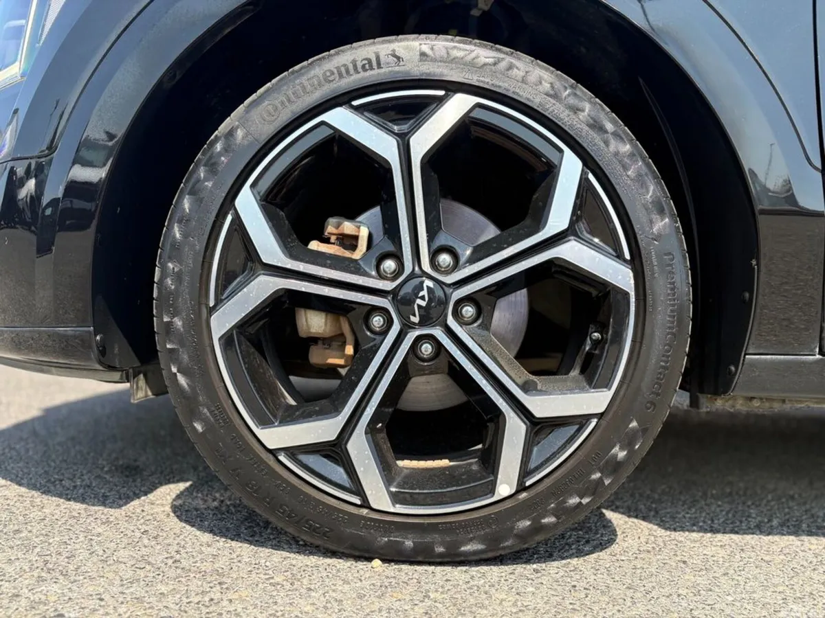 Kia Niro Estate, Petrol Hybrid, 2023, Black