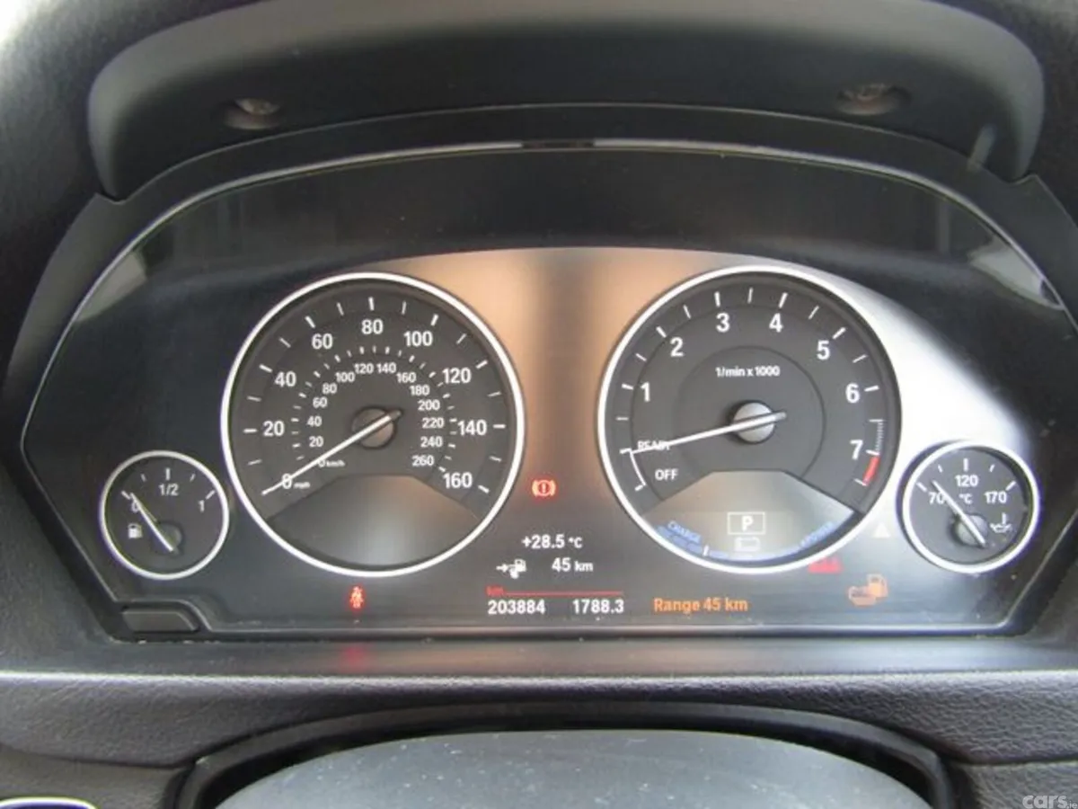 BMW 3-Series Saloon, Petrol Plug-in Hybrid, 2016, White