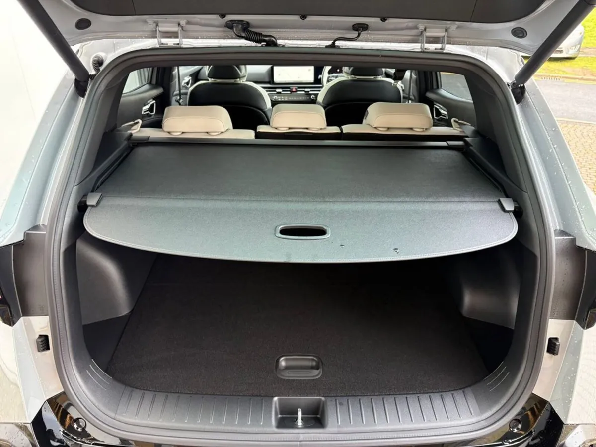 Kia Sportage SUV, Petrol Hybrid, 2027, Grey