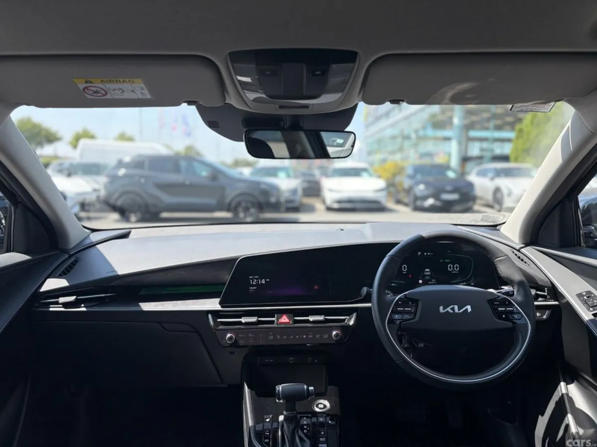 Kia Niro Estate, Petrol Hybrid, 2023, Black