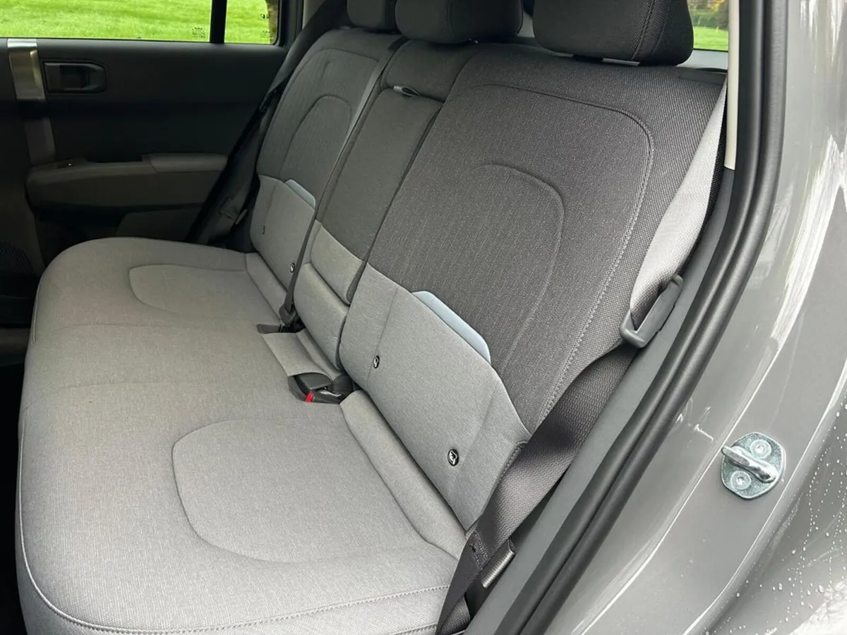 Kia EV3 SUV, Electric, 2027, Grey