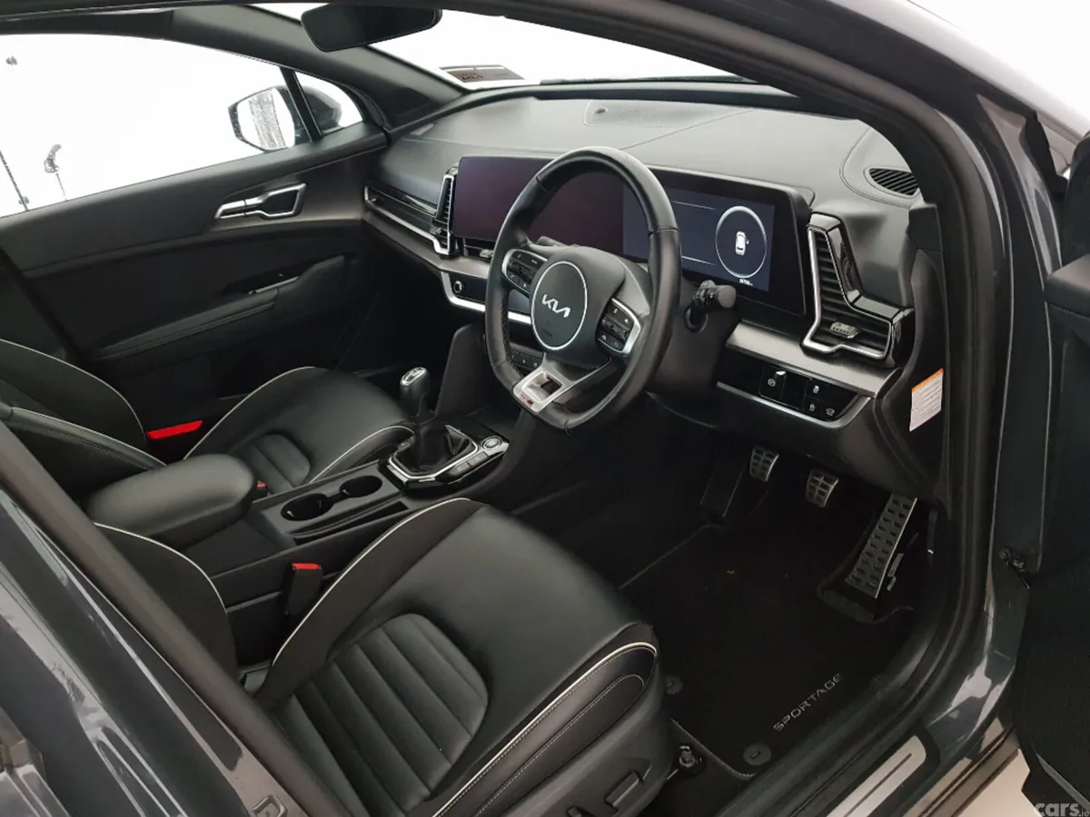 Kia Sportage MPV, Diesel Hybrid, 2025, Grey