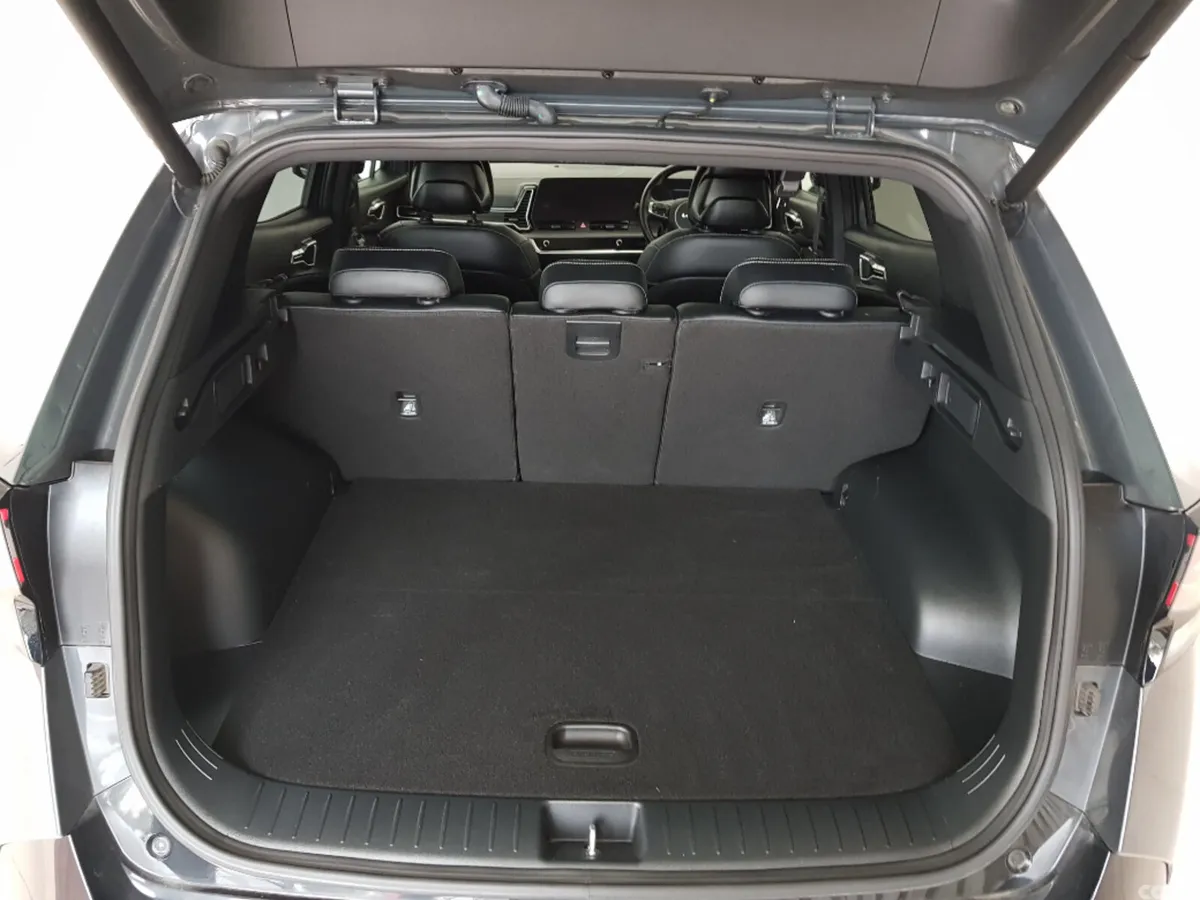 Kia Sportage MPV, Diesel Hybrid, 2025, Grey